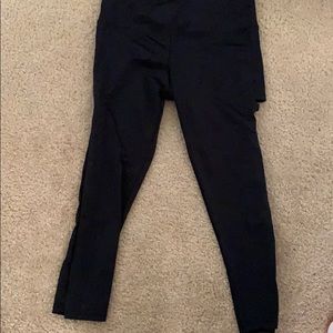 Cutout cropped leggings